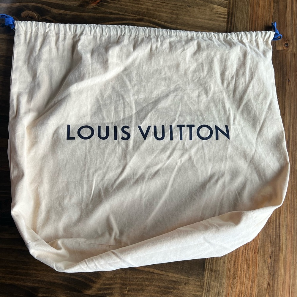 Louis Vuitton dust Bag with Blue draw strings
